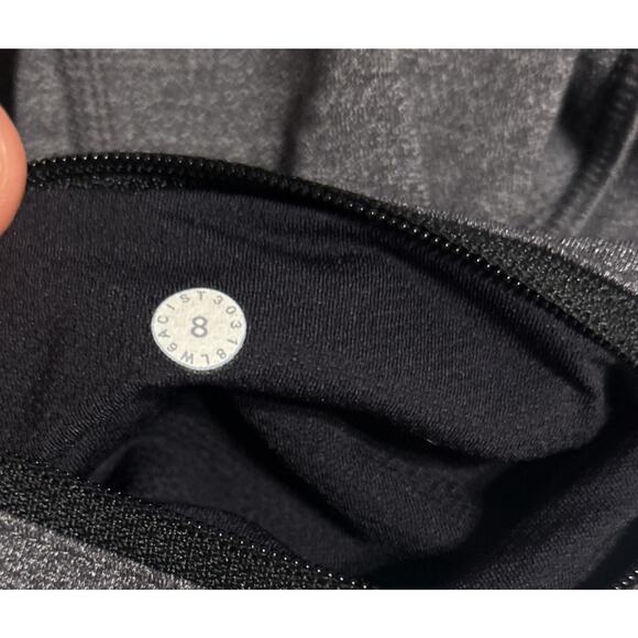 Lululemon Activewear Yoga Pants Charcoal Gray Black Leggings Size 8 23” Inseam - Picture 11 of 11